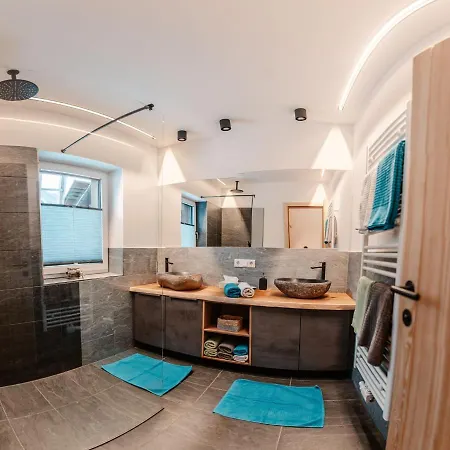 Bergmoment Apartment *